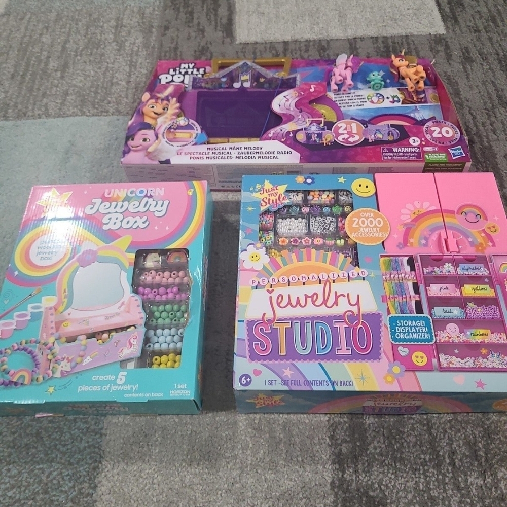 My Little Pony Pink and Purple Jewelry Studio Set